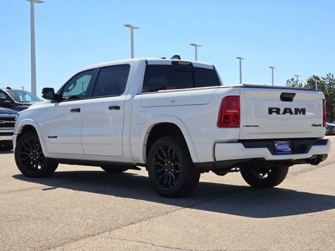 Used 2025 RAM 1500 Limited AWD/4WD image 39