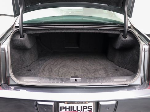 Used 2011 Cadillac DTS Premium FWD image 35