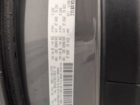 Used 2020 Chrysler Pacifica Touring w/ S Appearance Package FWD image 40
