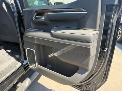Used 2026 GMC Sierra 1500 Elevation w/ Elevation Select Package AWD/4WD image 28