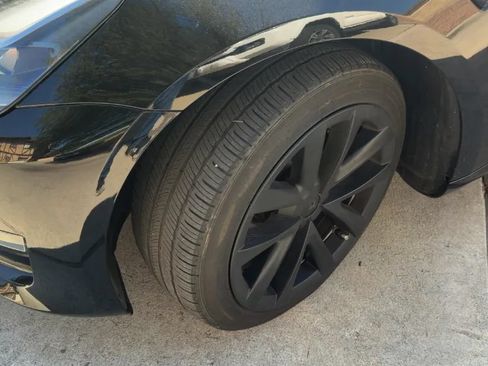Used 2023 Tesla Model 3 Standard Range RWD image 5