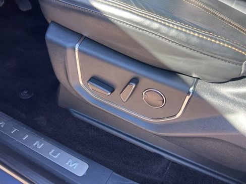 Certified 2022 Ford Expedition Platinum image 23