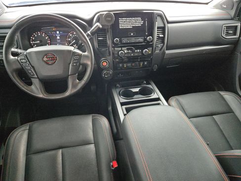 Used 2024 Nissan Titan PRO-4X w/ Pro-4x Convenience Package AWD/4WD image 16