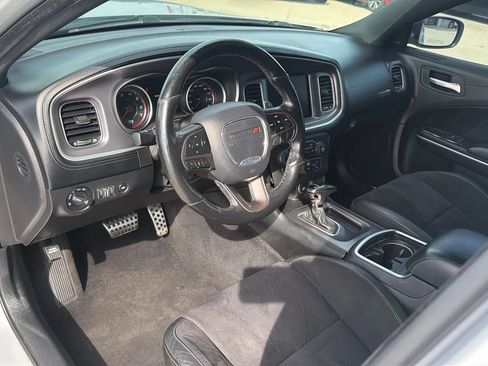 Used 2019 Dodge Charger Scat Pack w/ Dynamics Package RWD image 85