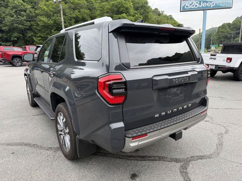 Used 2025 Toyota 4Runner Limited AWD/4WD image 3