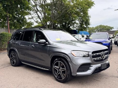 Used 2023 Mercedes-Benz GLS 580 4MATIC image 8