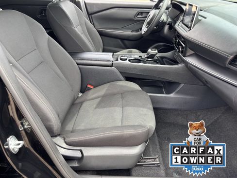 Used 2024 Nissan Rogue S AWD/4WD image 11