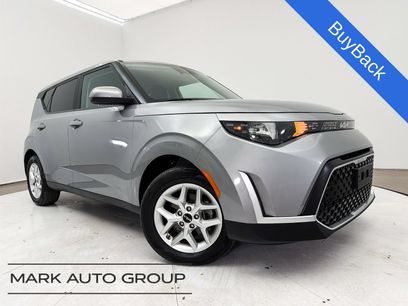 Used 2023 Kia Soul LX w/ LX Technology Package