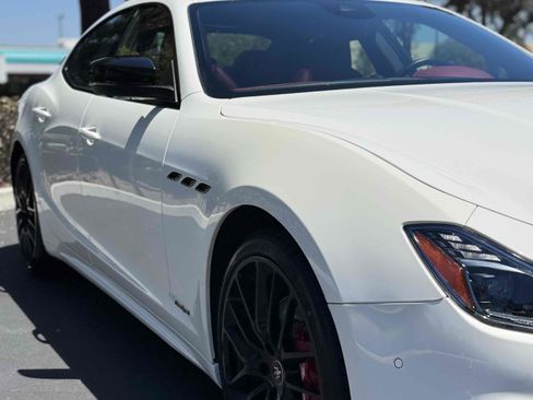 Used 2021 Maserati Ghibli S GranSport RWD image 55