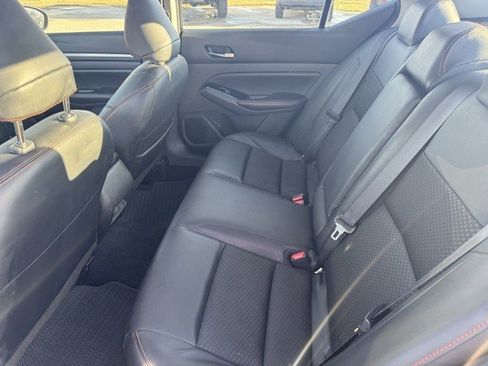 Used 2024 Nissan Altima 2.5 SR image 23