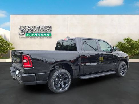 New 2026 RAM 1500 Express AWD/4WD image 5