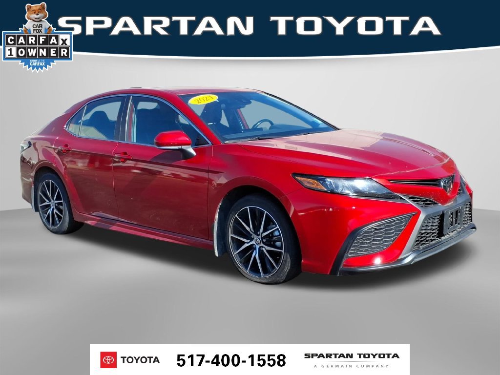 Used 2024 Toyota Camry SE FWD image 5