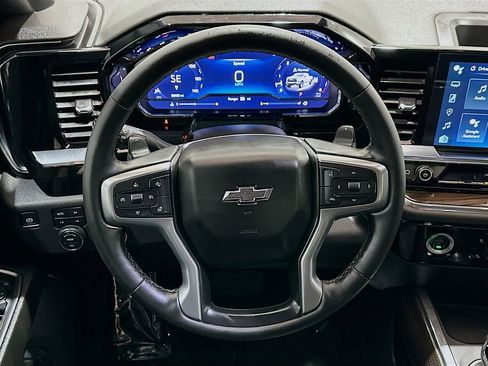 Used 2024 Chevrolet Silverado 1500 LT Trail Boss w/ Protection Package AWD/4WD image 11