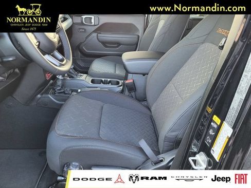 New 2026 Jeep Gladiator Mojave AWD/4WD image 8