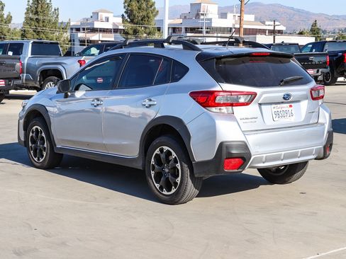 Used 2022 Subaru Crosstrek 2.0i AWD/4WD image 5