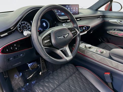 Used 2024 Genesis GV70 3.5T Sport w/ Sport Advanced Package image 7