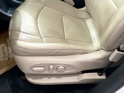 Used 2020 Buick Enclave Essence image 19