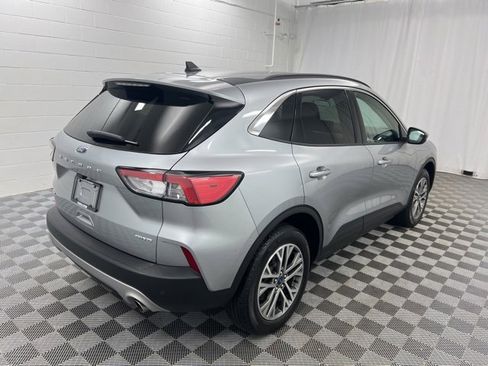 Used 2022 Ford Escape SEL image 5