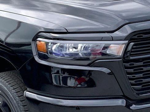 New 2026 RAM 1500 Express AWD/4WD image 11