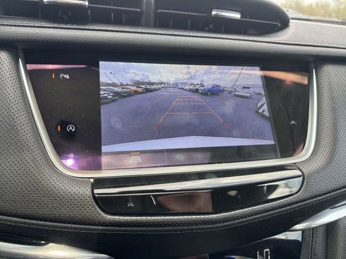 Used 2024 Cadillac XT6 Luxury w/ LPO, Floor Liner Package AWD/4WD image 17