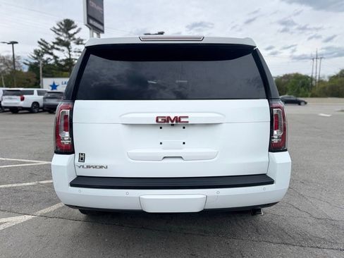 Used 2017 GMC Yukon SLT w/ Premium Edition AWD/4WD image 6