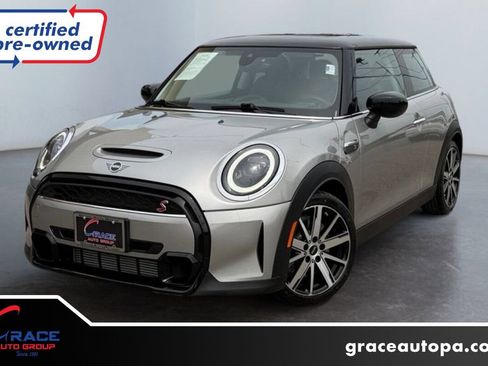 Used 2024 MINI Cooper S FWD image 1