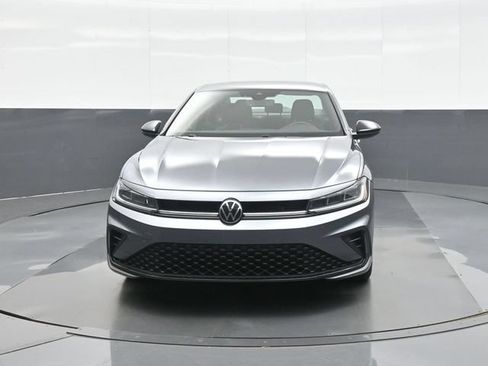 Used 2025 Volkswagen Jetta Sport FWD image 2