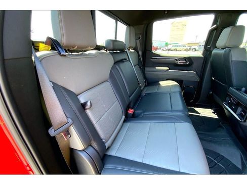 Used 2024 Chevrolet Silverado 1500 ZR2 w/ Technology Package AWD/4WD image 29