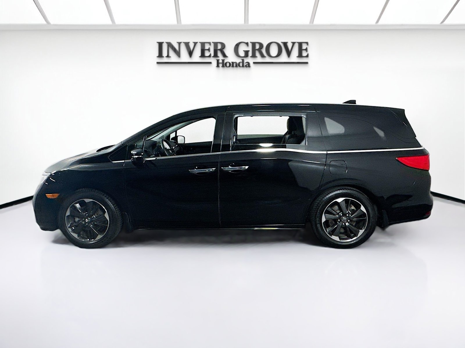 Used 2023 Honda Odyssey Elite image 8