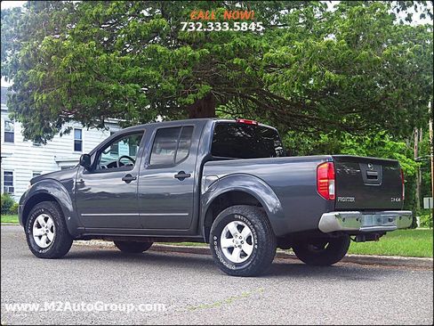 Used 2013 Nissan Frontier SV w/ SV Value Truck Pkg image 3