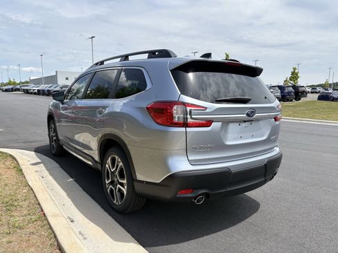 New 2026 Subaru Ascent Limited AWD/4WD image 6