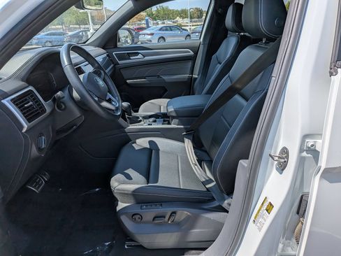 Used 2023 Volkswagen Atlas Cross Sport SEL R-Line AWD/4WD image 25