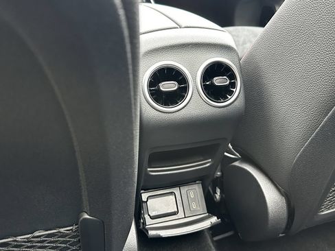 Certified 2025 Mercedes-Benz GLB 250 image 26