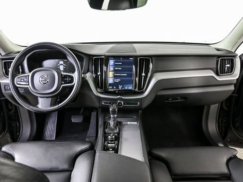 Used 2019 Volvo XC60 T5 Inscription w/ Protection Package Premier image 18