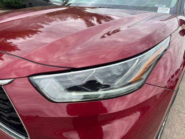 Used 2021 Toyota Highlander Limited AWD/4WD image 9