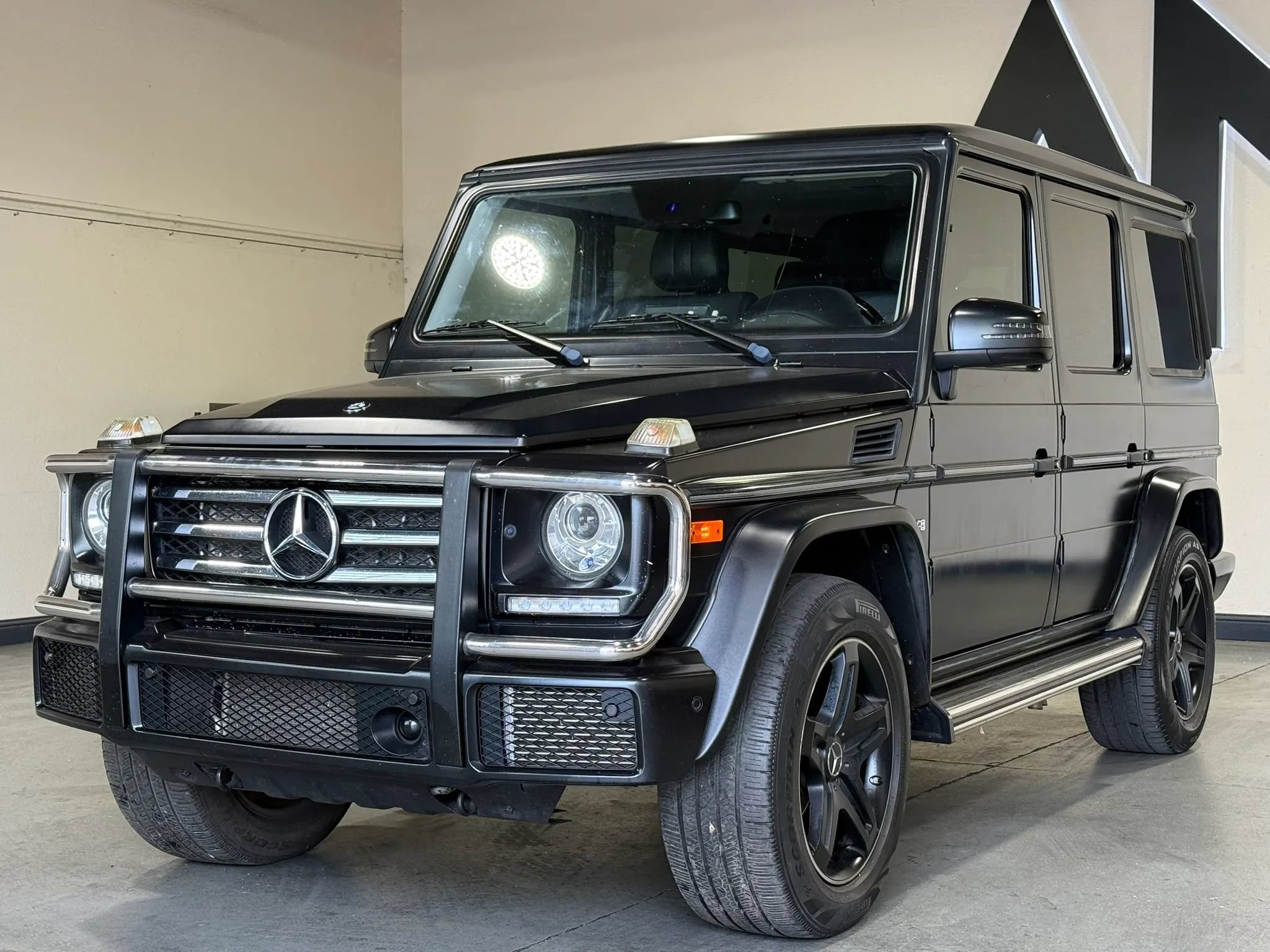 Used 2017 Mercedes-Benz G 550 image 1
