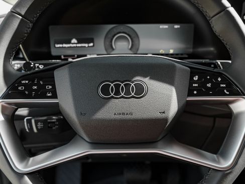 New 2026 Audi Q3 quattro 2.0T AWD/4WD image 16