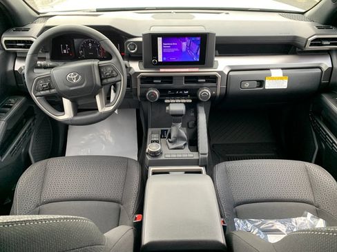 New 2026 Toyota 4Runner SR5 AWD/4WD image 15