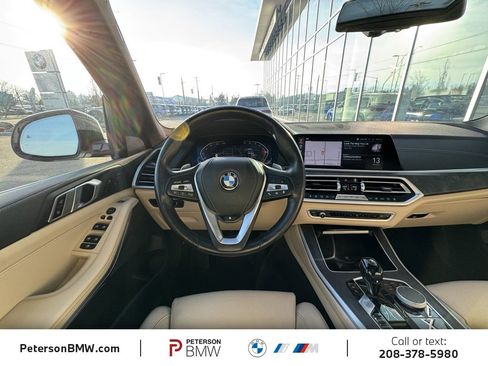 Used 2022 BMW X5 xDrive40i w/ Luxury Seating Package image 13