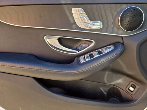 Used 2017 Mercedes-Benz C 300 Sedan image 15