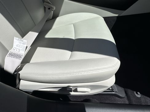 Used 2023 INFINITI Q50 Luxe w/ Cargo Package RWD image 28