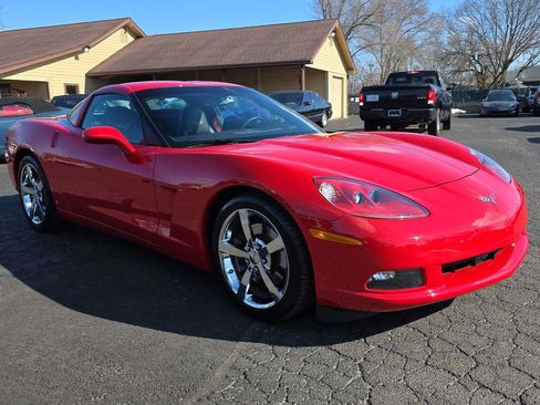 Used 2008 Chevrolet Corvette Coupe w/ Preferred Equipment Group image 18
