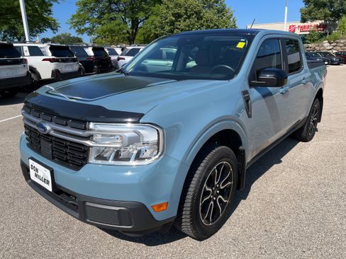 Used 2022 Ford Maverick Lariat w/ Lariat Luxury Package FWD image 3