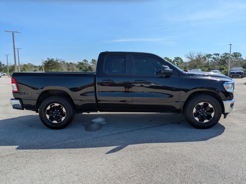 Used 2021 RAM 1500 Big Horn RWD image 3