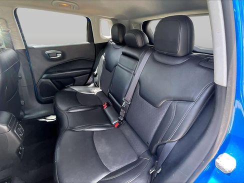 Used 2019 Jeep Compass Latitude FWD image 18