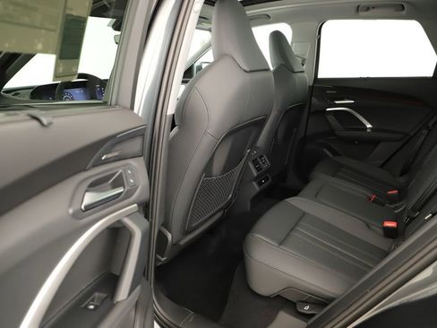 New 2026 Audi Q5 Premium Plus AWD/4WD image 32