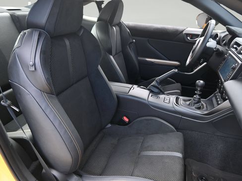 Used 2026 Subaru BRZ Series.Yellow RWD image 13