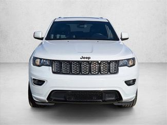 Used 2018 Jeep Grand Cherokee Altitude video 2