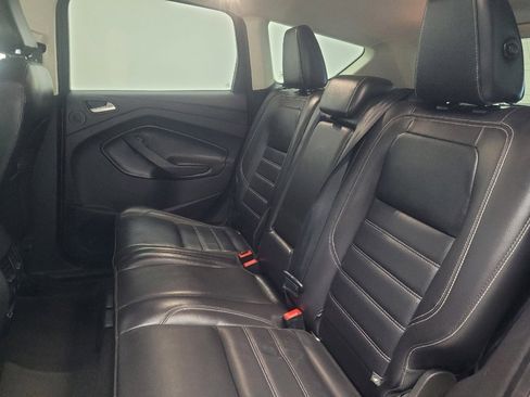 Used 2019 Ford Escape Titanium AWD/4WD image 18