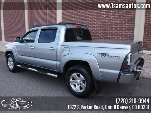 Used 2014 Toyota Tacoma 4x4 Double Cab w/ TRD Sport Package image 4